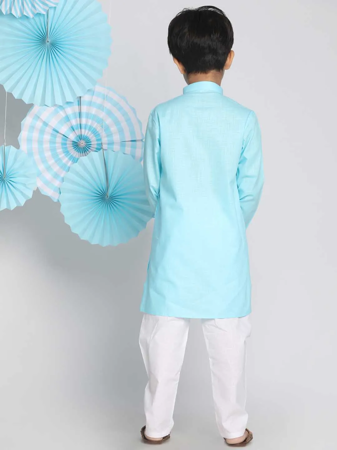 Jashvi Boys Aqua And White Kurta Pyjama Set